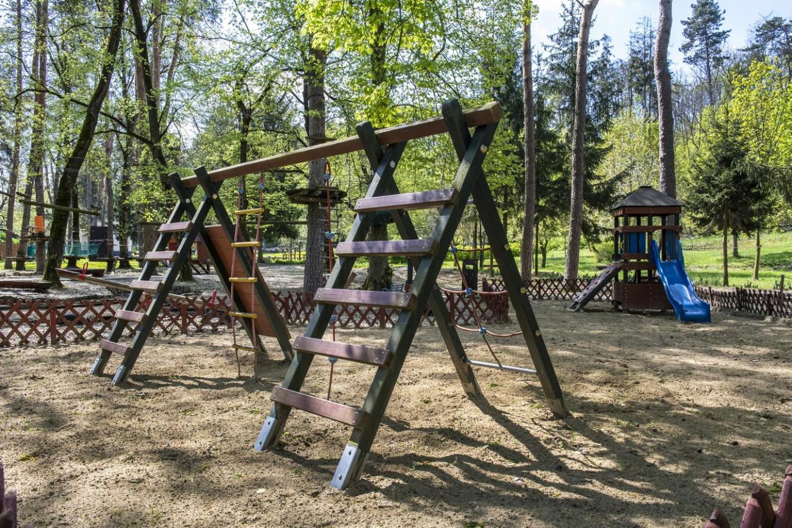 Oxigen Family Hotel Noszvaj Luaran gambar